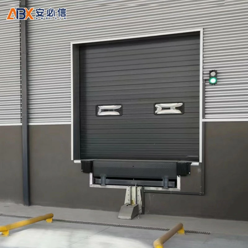 可克达拉铝板滑升门